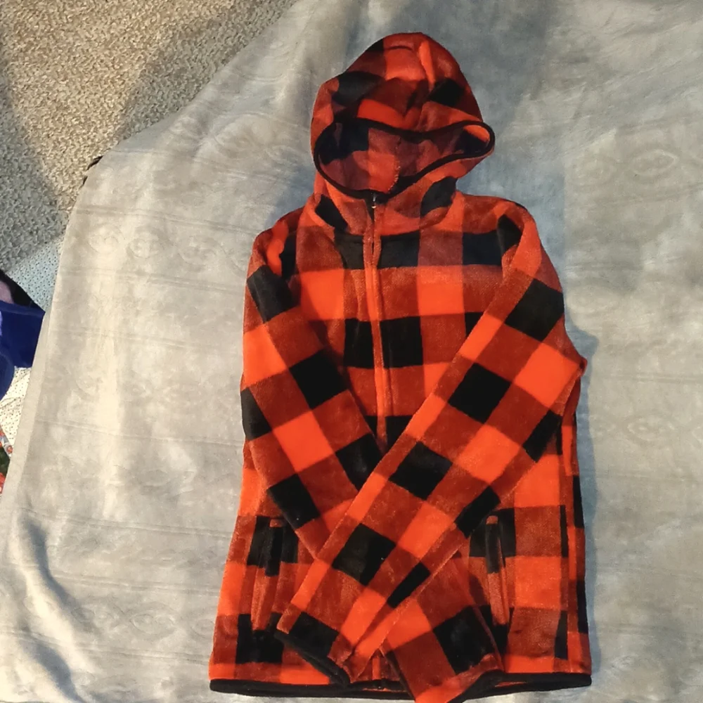 Cozy Plaid No Boundaries zip up hoodie - Picture 1 of 1